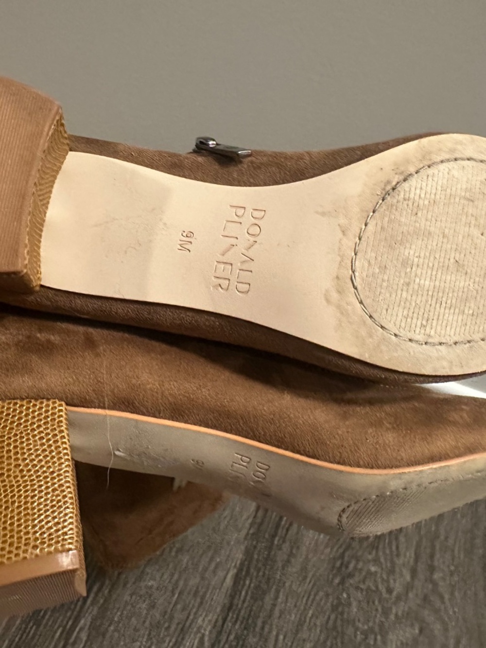 Brown suede boots - Picture 4 of 5